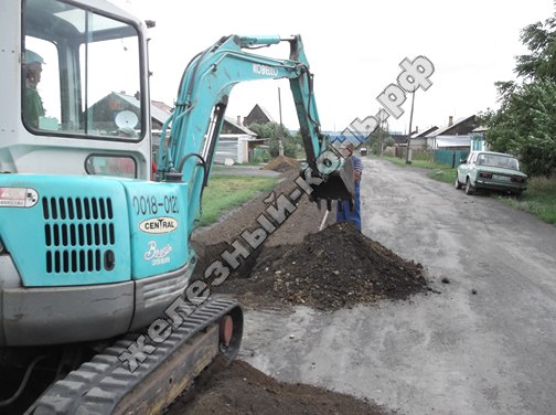 миниэкскаватор Kobelco SK35SR фото