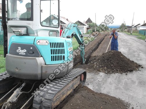 миниэкскаватор Kobelco SK35SR фото