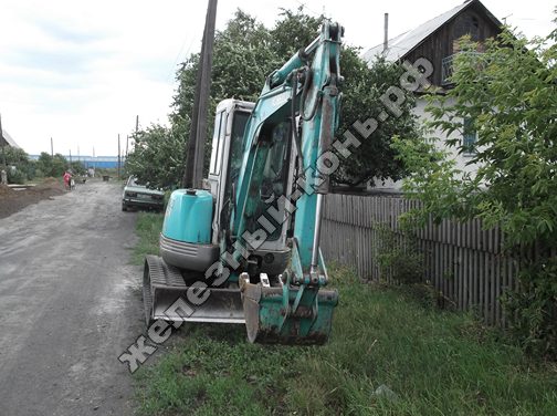 миниэкскаватор Kobelco SK35SR фото