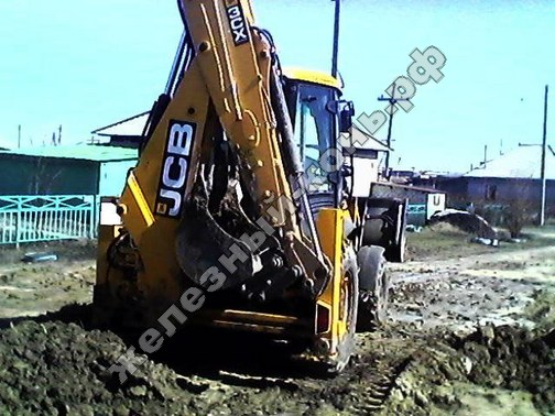 Погрузчик-экскаватор JCB 3cx