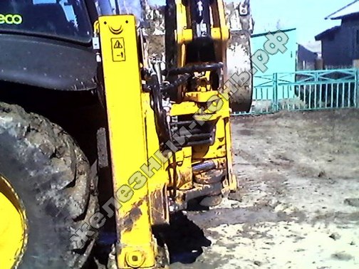 Погрузчик-экскаватор JCB 3cx