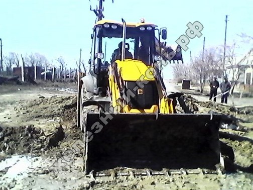 Погрузчик-экскаватор JCB 3cx