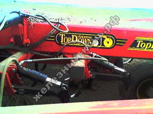 Трактор John Deere 9630 cо стерневым культиватором Vaderstad Top Down 700 фото