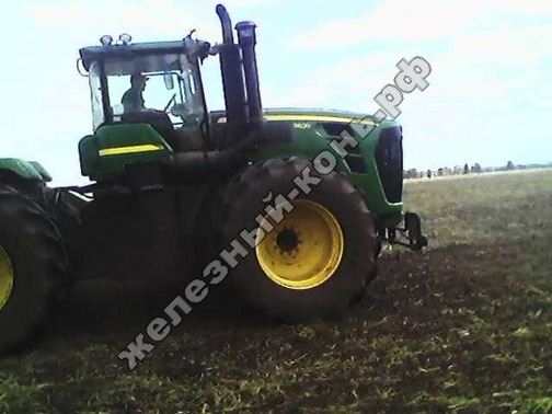 Трактор John Deere 9630 cо стерневым культиватором Vaderstad Top Down 700 фото