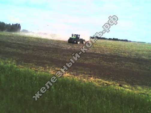 Трактор John Deere 9630 cо стерневым культиватором Vaderstad Top Down 700 фото
