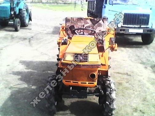 Трактор KUBOTA BULLTRA B1-15 фото