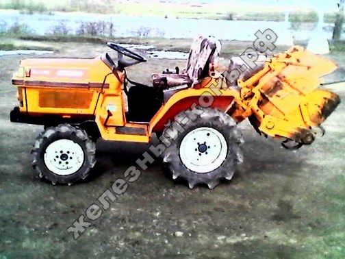 Трактор KUBOTA BULLTRA B1-15 фото