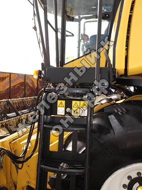 Зерноуборочный комбайн NEW HOLLAND CX 6090