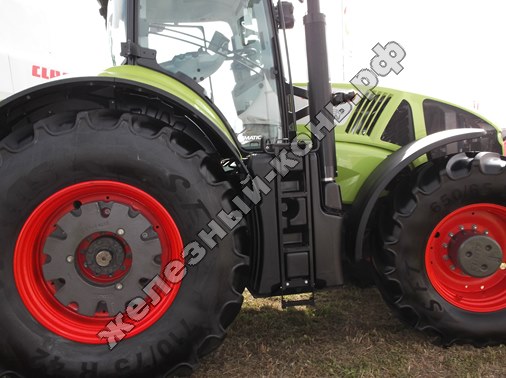 Трактор CLAAS Axion 930