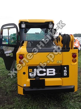 Мини-погрузчик с бортовым поворотом JCB 155