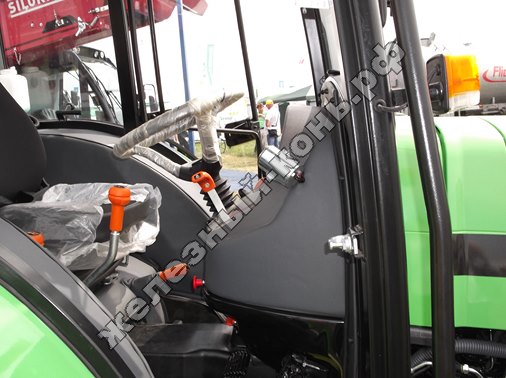 Трактор DEUTZ-FAHR Agrolux 4.80